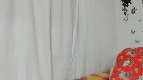 Snapshot of jenniferloveyou chatting on 02-26-25, 04:35 jenniferloveyou online show from 02-26-25, 04:35