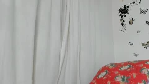 Snapshot of jenniferloveyou chatting on 02-27-25, 08:20 jenniferloveyou online show from 02-27-25, 08:20