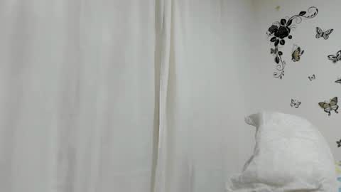 Snapshot of jenniferloveyou chatting on 03-11-25, 10:20 jenniferloveyou online show from 03-11-25, 10:20