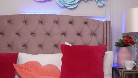 JenniferLovve online show from 11-21-25, 06:12