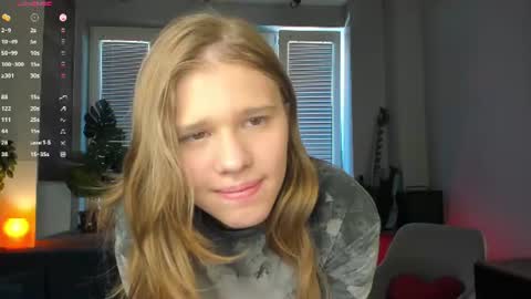 Sofia  online show from 06-21-26, 07:22