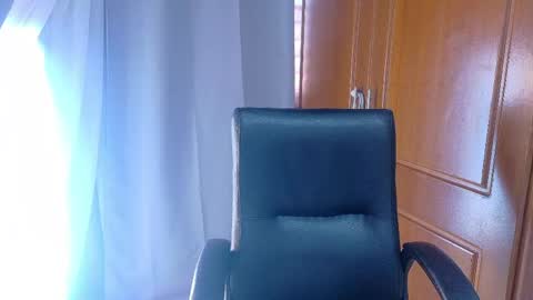 Snapshot of jennifervega1 chatting on 04-18-26, 09:04 Jennifer vega online show from 04-18-26, 09:04