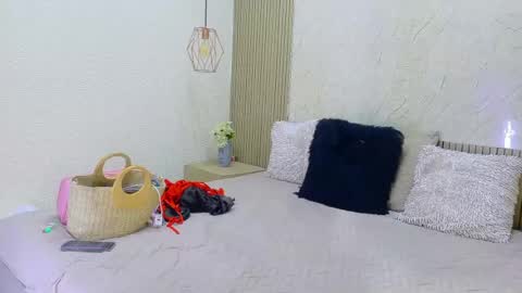 Jennifer vega  online show from 08-01-26, 09:03