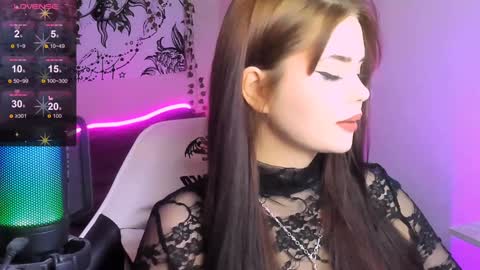 Jenni online show from 12-18-24, 08:20