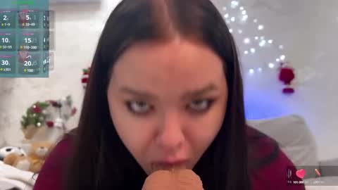 Mila online show from 12-26-24, 08:18