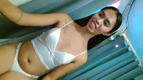 Snapshot of jenny20_xxx chatting on 12-10-24, 01:22 PRETTY JENNY online show from 12-10-24, 01:22