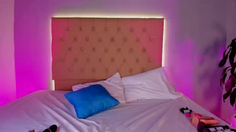 jenny__lawrence online show from 01-07-26, 07:38