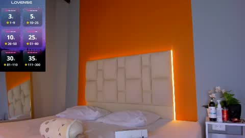 jenny__lawrence online show from 06-11-26, 04:43
