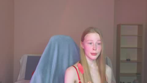 Snapshot of jenny_angelok chatting on 02-13-26, 02:02 Next broadcast on December 05 subject to change online show from 02-13-26, 02:02