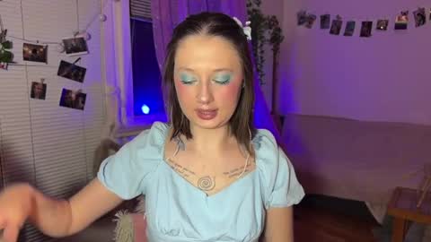 Jennifer Jenny Darling   online show from 05-04-26, 06:15
