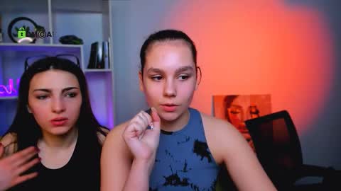 jenny_donne online show from 03-26-26, 06:08