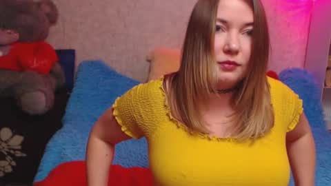 Snapshot of jenny_oliviawow chatting on 03-06-26, 04:58 All the most interesting in private. my room for my smile online show from 03-06-26, 04:58