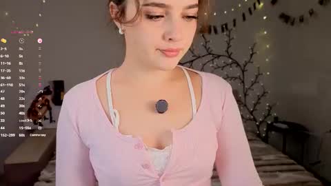 Snapshot of jenny_rosex chatting on 08-03-26, 05:27 Jenny online show from 08-03-26, 05:27
