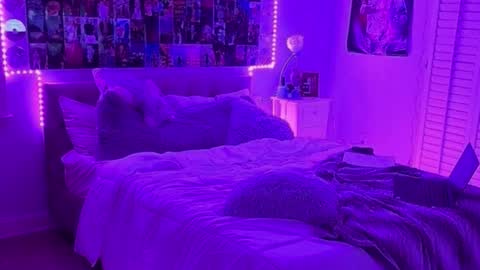 Snapshot of jenny_rosexx chatting on 10-14-25, 11:33 jenny_rosexx online show from 10-14-25, 11:33