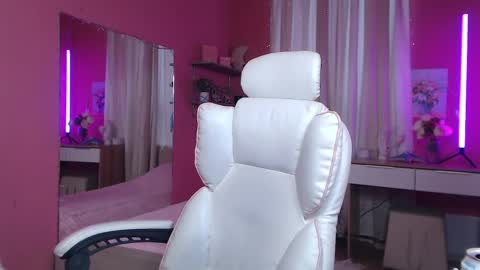 jenny_smitx online show from 02-24-25, 11:43