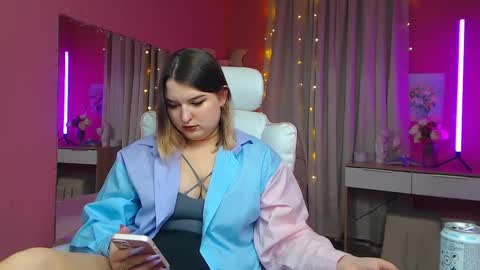 jenny_smitx online show from 03-01-25, 01:29