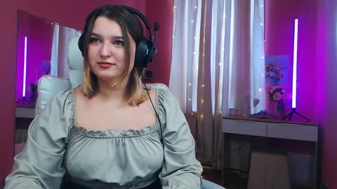 jenny_smitx online show from 03-07-25, 10:35
