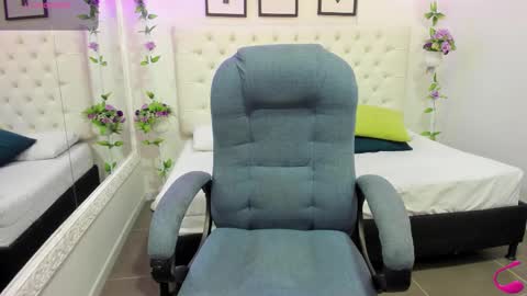 Snapshot of jenny_stark chatting on 02-12-26, 11:05 jenny_stark online show from 02-12-26, 11:05