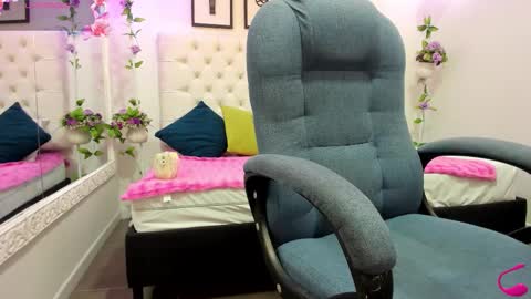 Snapshot of jenny_stark chatting on 02-17-26, 11:07 jenny_stark online show from 02-17-26, 11:07