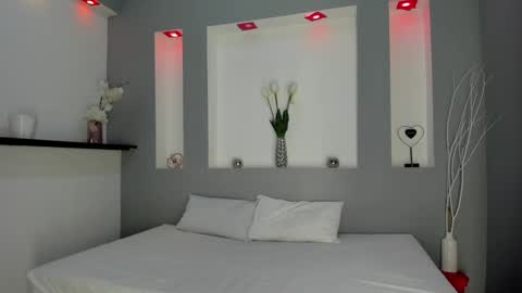 jenny_towers online show from 12-18-24, 03:04