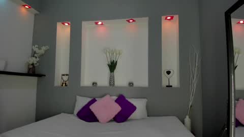 jenny_towers online show from 01-13-25, 07:10