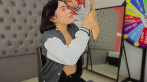 jenny_towers online show from 10-07-25, 01:03