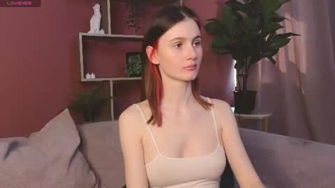 jennyfer_me online show from 06-25-26, 12:31