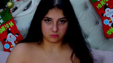 Snapshot of jennyferguson chatting on 01-11-25, 01:59 Jenny Ferguson online show from 01-11-25, 01:59