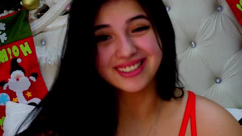 Snapshot of jennyferguson chatting on 01-15-25, 07:01 Jenny Ferguson online show from 01-15-25, 07:01
