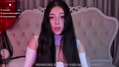 Snapshot of jennyferguson chatting on 02-10-25, 01:03 Jenny Ferguson online show from 02-10-25, 01:03