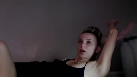 jennyfrost online show from 10-31-25, 07:26