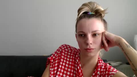 jennyfrost online show from 11-11-25, 12:16