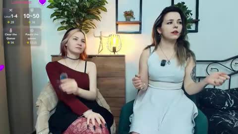 Jennys - you can call me Jenny or Jenn online show from 02-09-26, 09:13