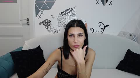 Jenny online show from 01-23-25, 12:19