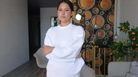 Snapshot of jenydaniels chatting on 07-15-26, 06:51 Zenda online show from 07-15-26, 06:51