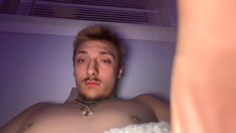 Snapshot of jerejb35 chatting on 03-29-26, 07:52 jerejb35 online show from 03-29-26, 07:52