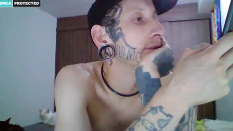 Snapshot of jerelovedfreak chatting on 04-21-26, 01:53 J online show from 04-21-26, 01:53