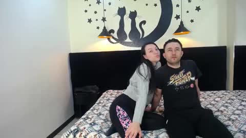 Snapshot of jeremmyandstacy chatting on 02-03-25, 12:57 Jeremmyandstacy online show from 02-03-25, 12:57