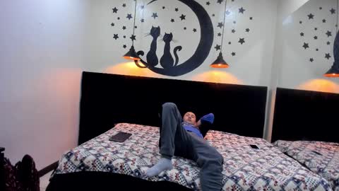 Snapshot of jeremmyandstacy chatting on 02-10-25, 12:18 Jeremmyandstacy online show from 02-10-25, 12:18