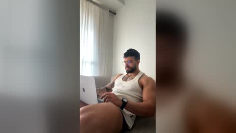 Snapshot of jeremy_harden chatting on 03-05-26, 12:12 Jeremy online show from 03-05-26, 12:12