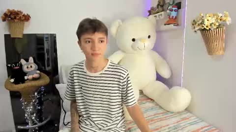 Snapshot of jeremy_salvatore_ chatting on 03-03-26, 09:31 jero independent model online show from 03-03-26, 09:31