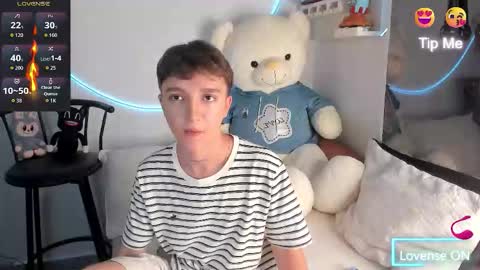 Snapshot of jeremy_salvatore_ chatting on 03-20-26, 05:56 jero independent model online show from 03-20-26, 05:56