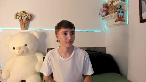 Snapshot of jeremy_salvatore_ chatting on 04-08-26, 06:46 jero independent model online show from 04-08-26, 06:46