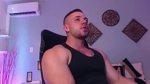 Snapshot of jeremylowe chatting on 01-29-25, 04:30 Jeremy Lowe online show from 01-29-25, 04:30