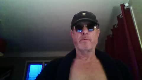 Snapshot of jerflor chatting on 01-16-26, 04:33 jerflor online show from 01-16-26, 04:33