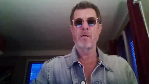 Snapshot of jerflor chatting on 02-01-26, 05:11 jerflor online show from 02-01-26, 05:11