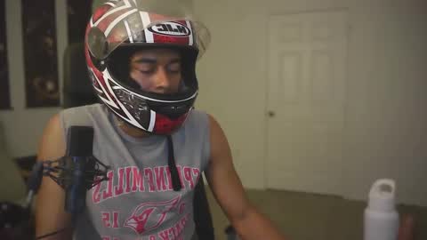 Snapshot of jerimiahjay chatting on 02-27-25, 11:48 Jerimiah online show from 02-27-25, 11:48