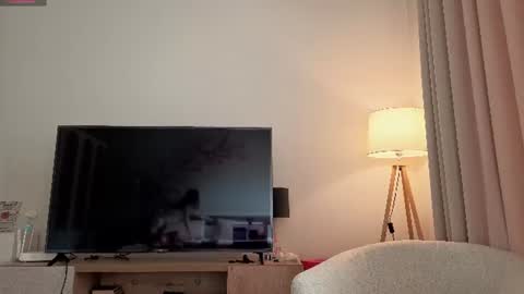 AriIm not broadcasting at the moment but if you miss me and want to be private with me herewrite to me on Insta-xmysooul online show from 07-27-26, 04:08