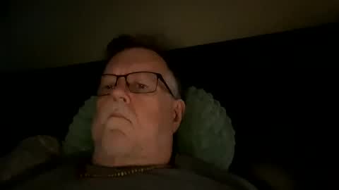 TwoDaddies online show from 11-11-25, 05:51