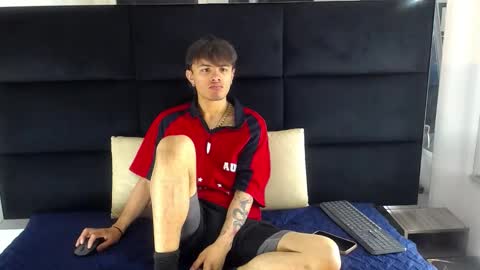 Jerom xx online show from 11-03-25, 07:48